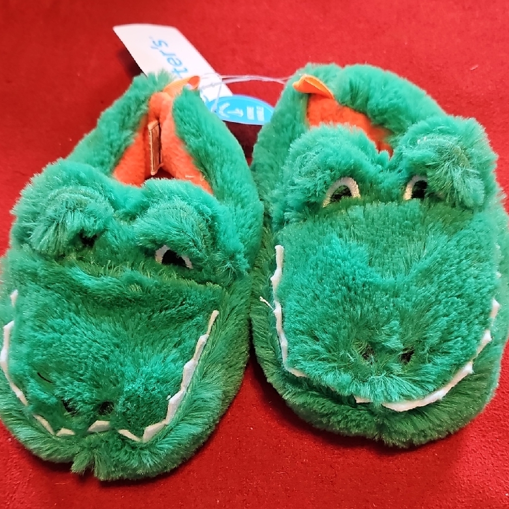 NWT CARTERS ALLIGATOR CROCADILE GREEN SLIPPERS SZ 5/6